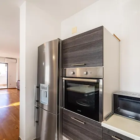 Apartment Eta *